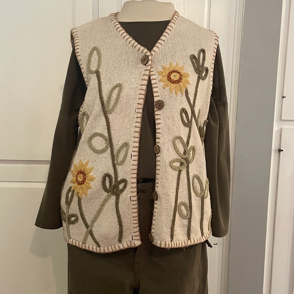 IVY Hand Embroidered Sunflower Floral Knit Vest Cardigan‎ Women L Cream